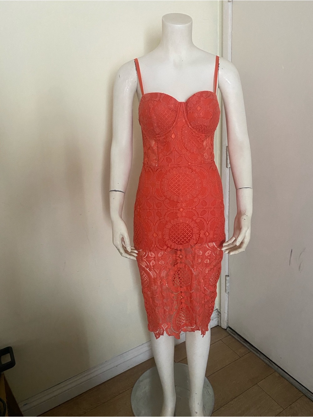 Bebe Romantic sweetheart cup summer dress in coral